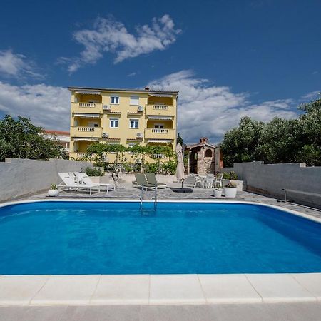 Casa Surya - Apartments With Sea View And Swimming Pool Barbat na Rabu Экстерьер фото