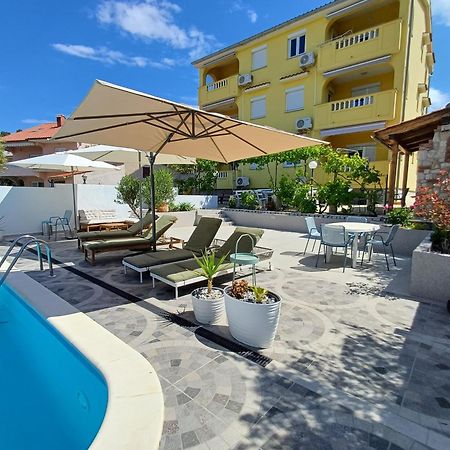 Casa Surya - Apartments With Sea View And Swimming Pool Barbat na Rabu Экстерьер фото