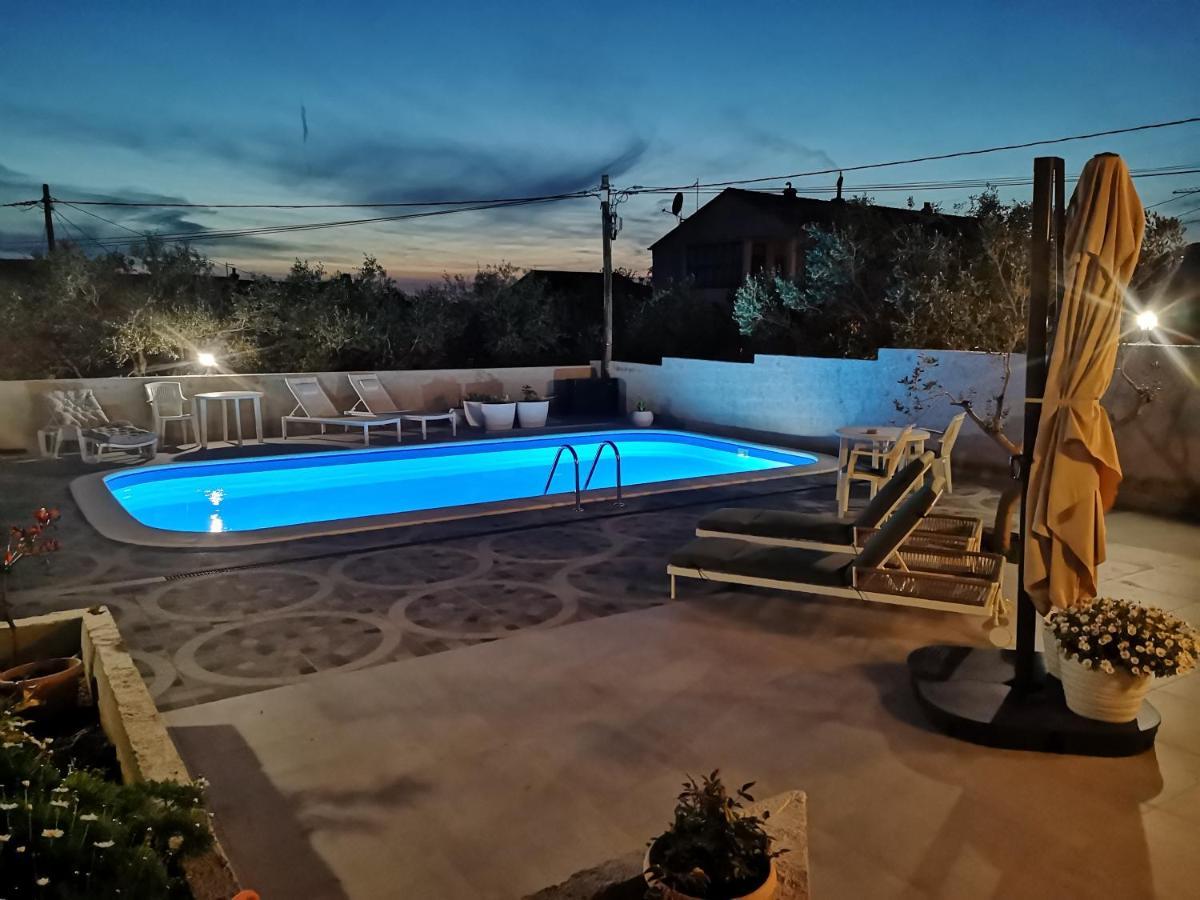 Casa Surya - Apartments With Sea View And Swimming Pool Barbat na Rabu Экстерьер фото