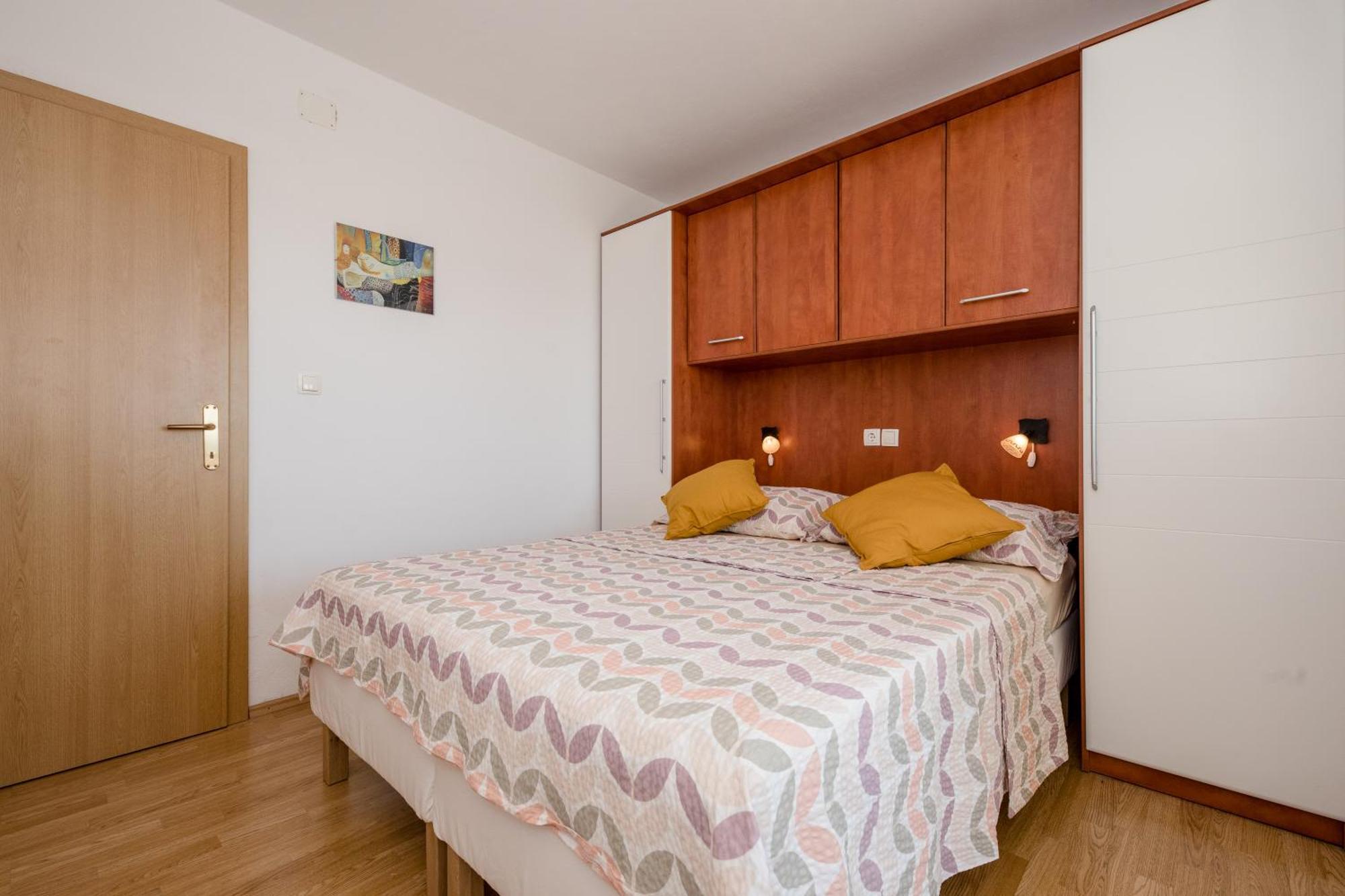 Casa Surya - Apartments With Sea View And Swimming Pool Barbat na Rabu Экстерьер фото