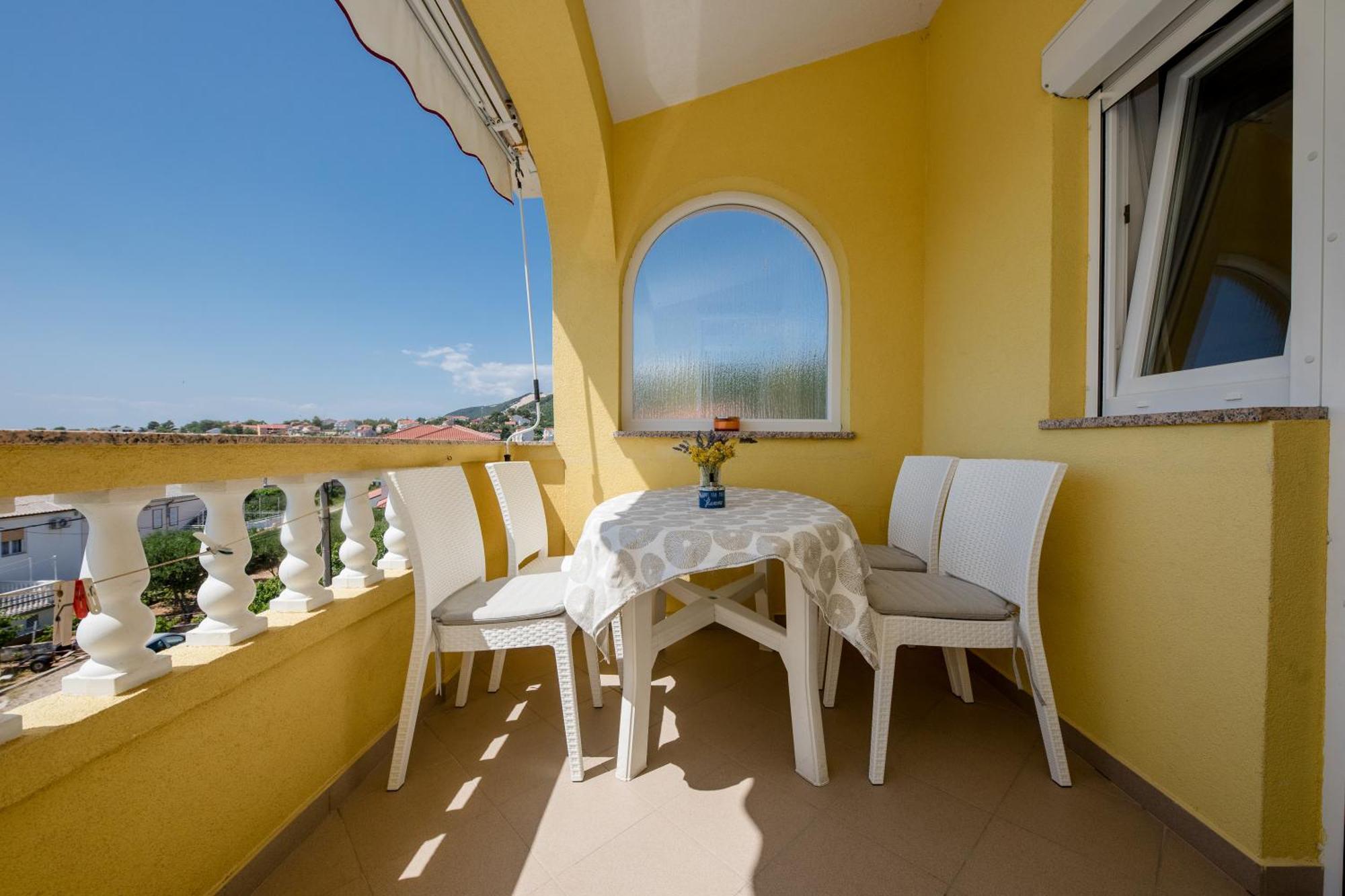 Casa Surya - Apartments With Sea View And Swimming Pool Barbat na Rabu Экстерьер фото