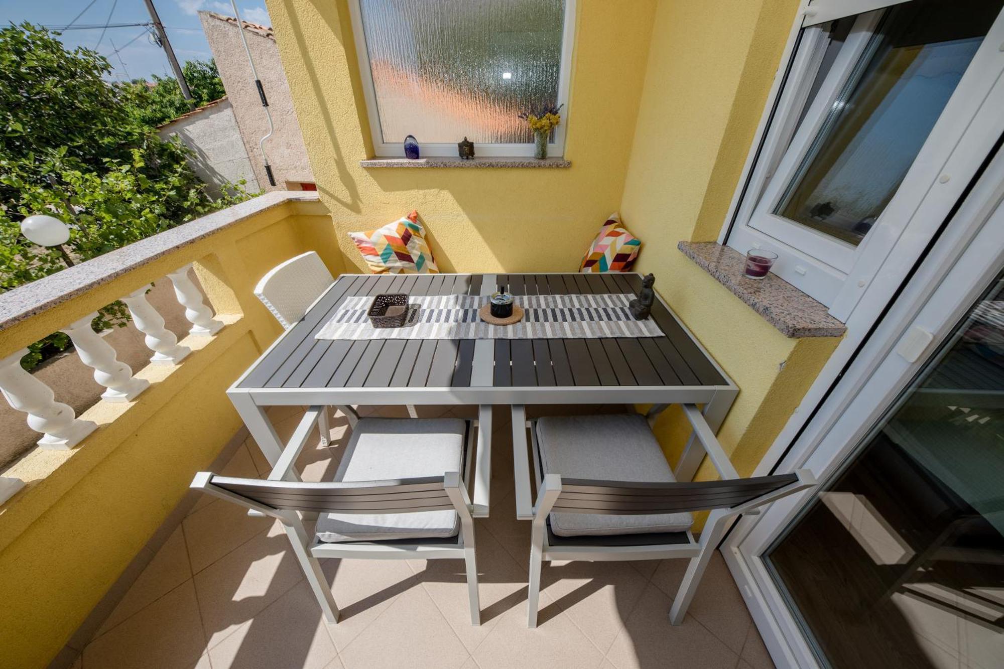 Casa Surya - Apartments With Sea View And Swimming Pool Barbat na Rabu Экстерьер фото