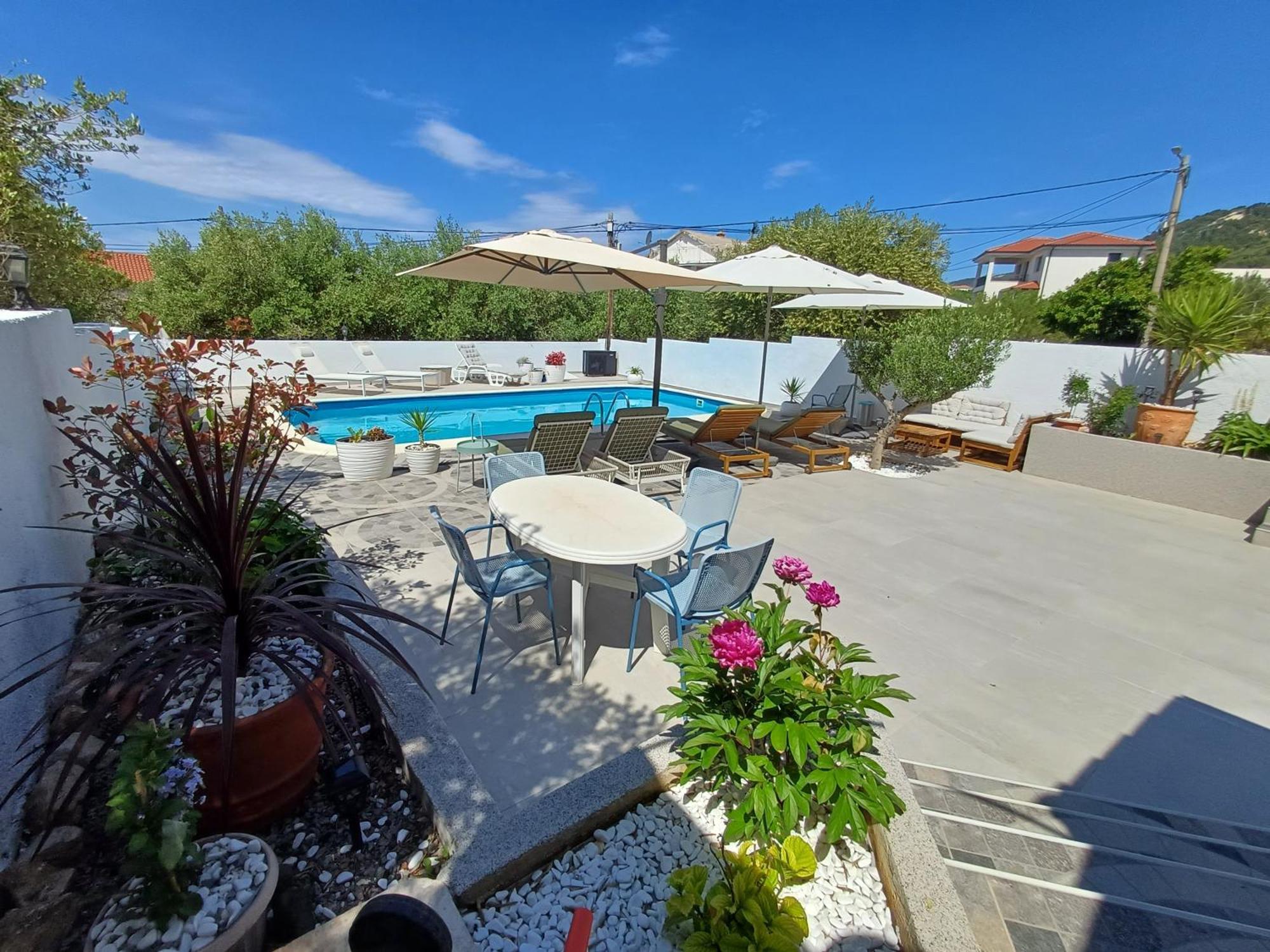 Casa Surya - Apartments With Sea View And Swimming Pool Barbat na Rabu Экстерьер фото